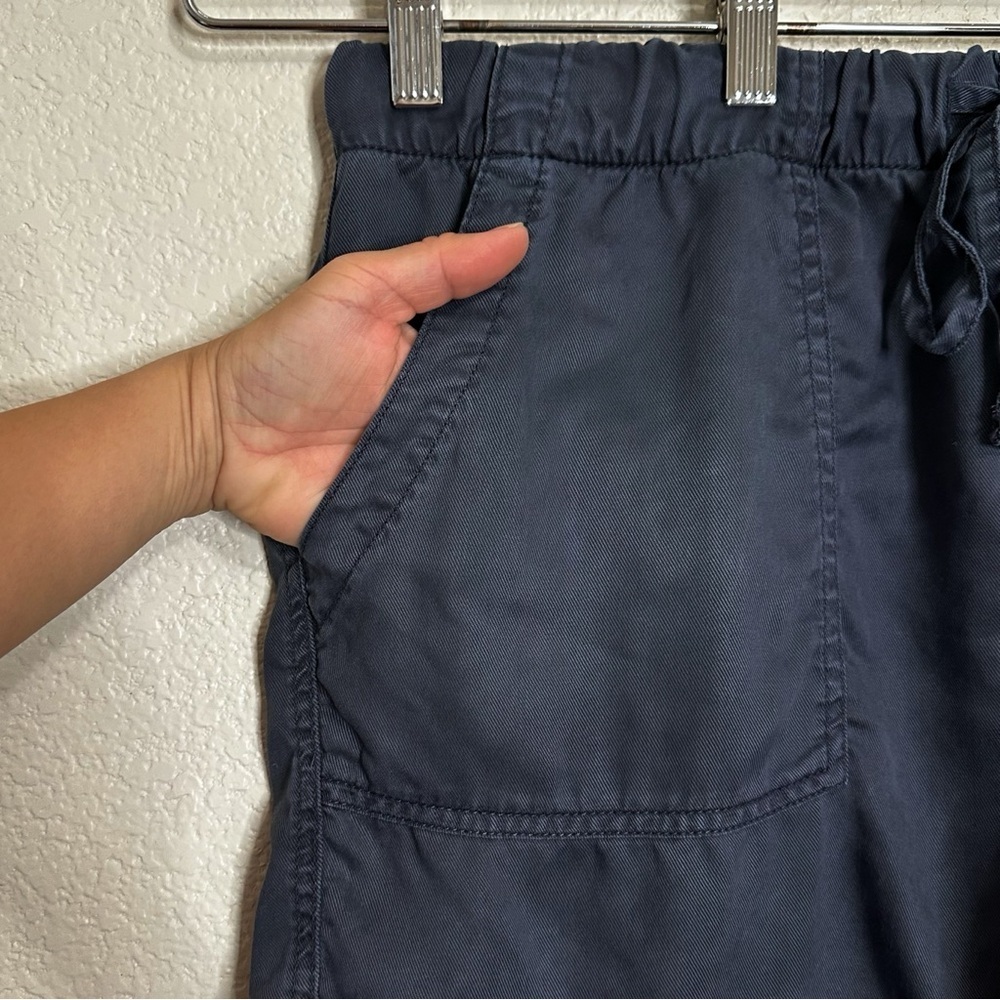 GAP 100% Lyocell Midnight Blue Pull On Drawstring Shorts, Sz Large - Picture 4 of 12